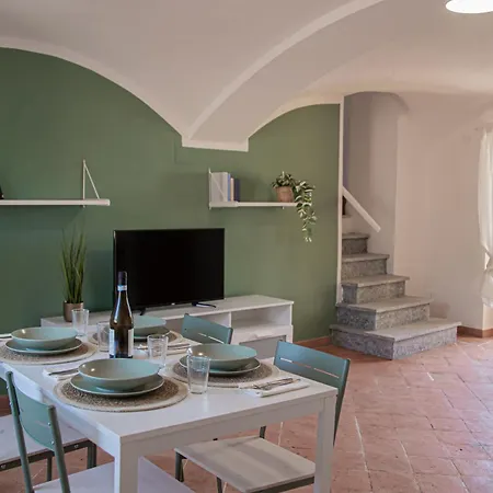 Chez Alice Casa Accogliente Vista Con Aria Condizionata Διαμέρισμα Viverone