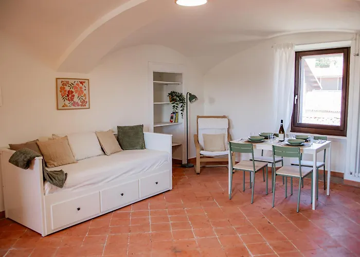 Chez Alice Casa Accogliente Vista Con Aria Condizionata Διαμέρισμα Viverone